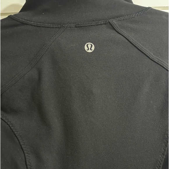 Lululemon Asana Jacket Black Full Zip Ruffle Trim Size 4 - Picture 12 of 13